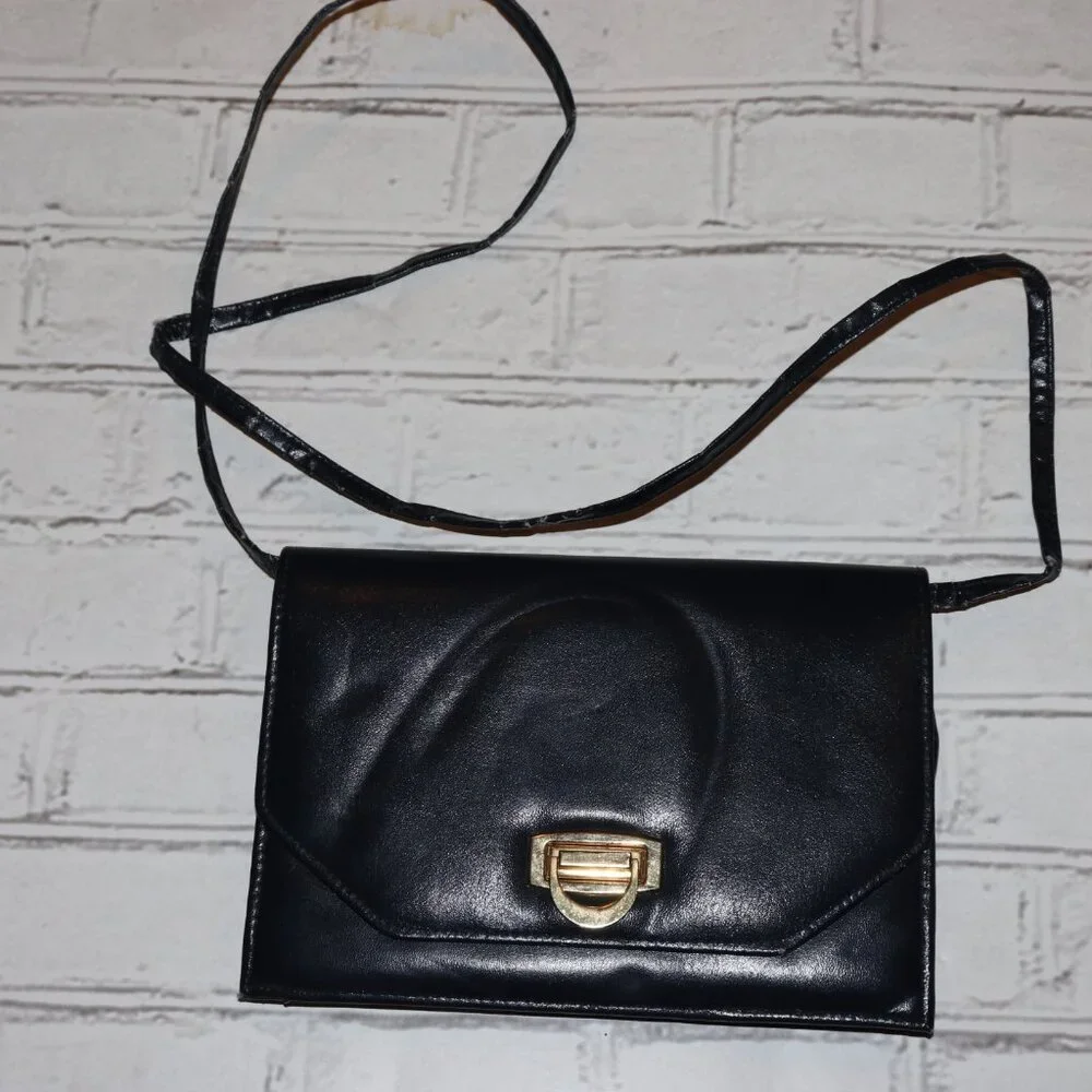 💙 Navy Blue Vintage Purse · 8.5